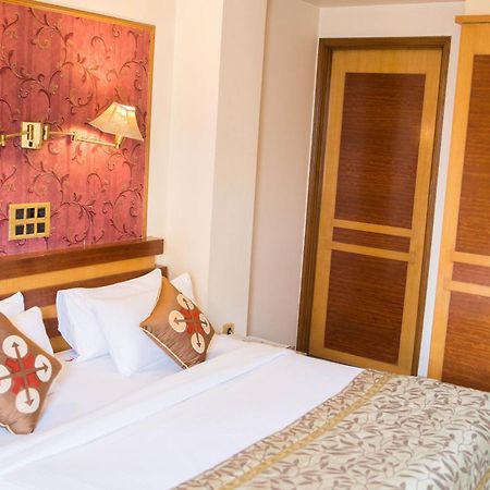 The Deccan Royaale Pune Exterior photo
