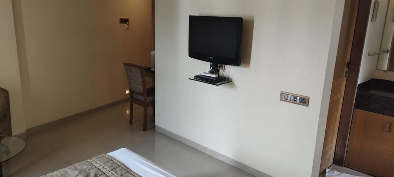 The Deccan Royaale Pune Exterior photo