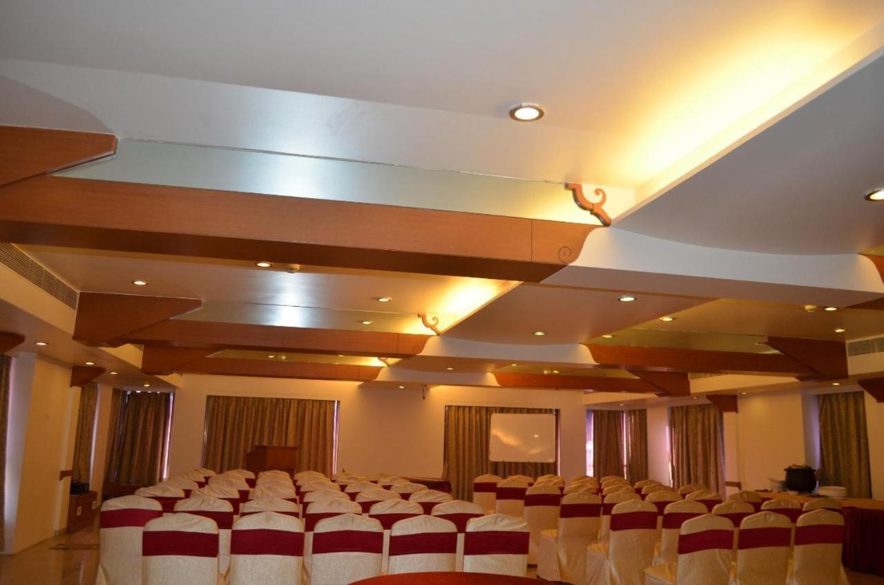 The Deccan Royaale Pune Exterior photo