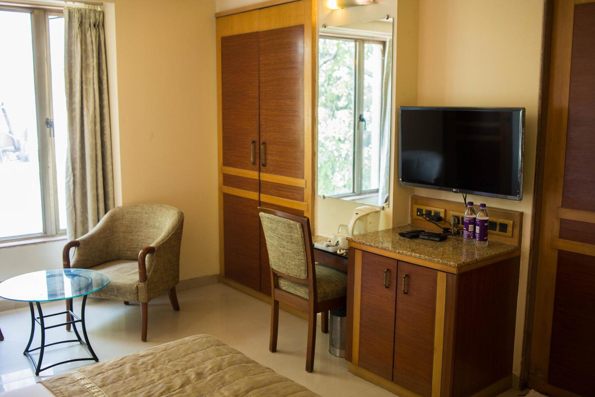 The Deccan Royaale Pune Exterior photo
