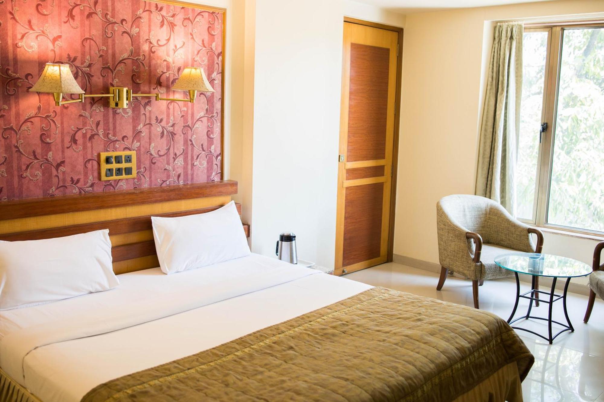 The Deccan Royaale Pune Exterior photo